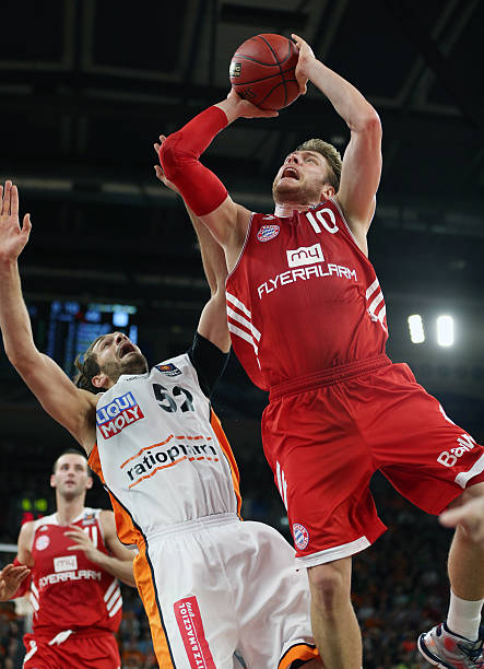 曼城如何应 曼城如何应