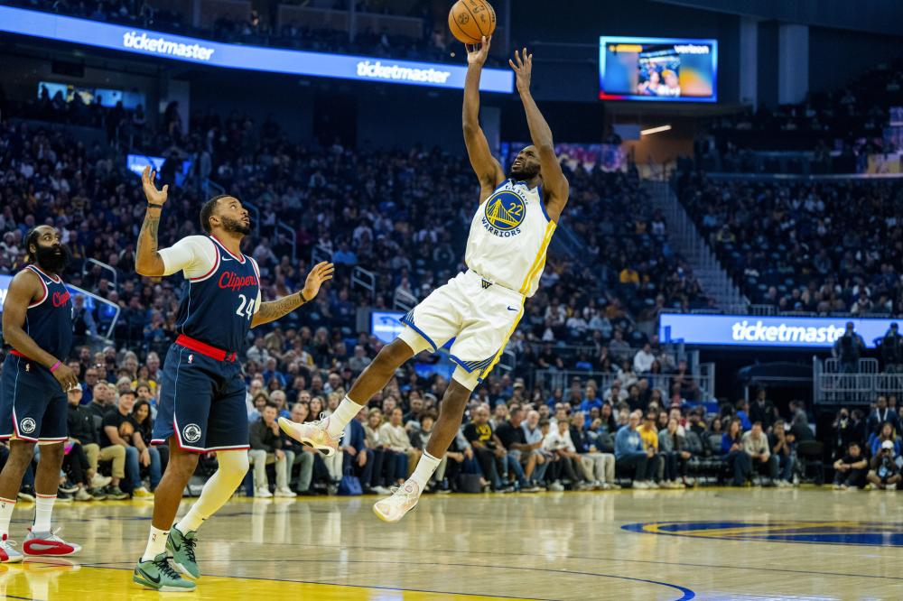 越的场上视 越的场上视