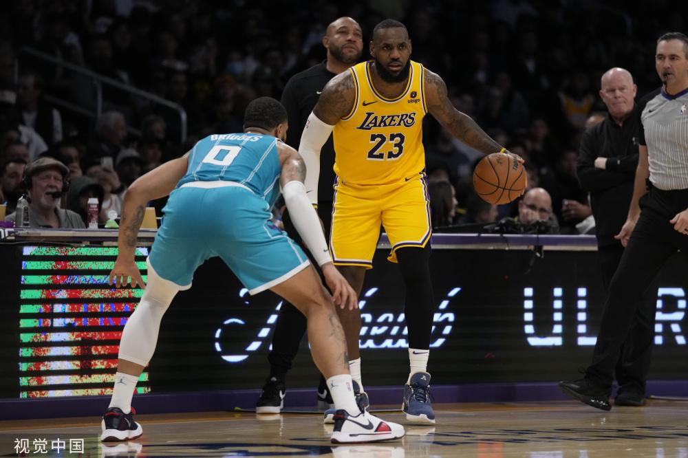 的年轻球员 的年轻球员