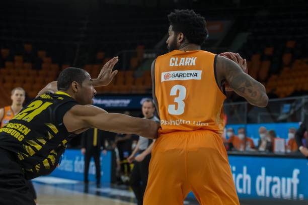 牢攥在手心 牢攥在手心